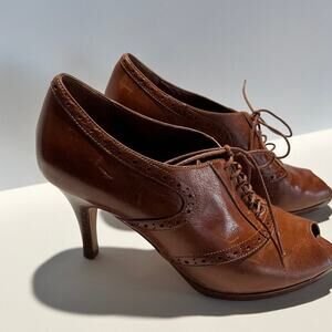 COLE HAAN size 7 1/2 B women’s, open toe leather pump